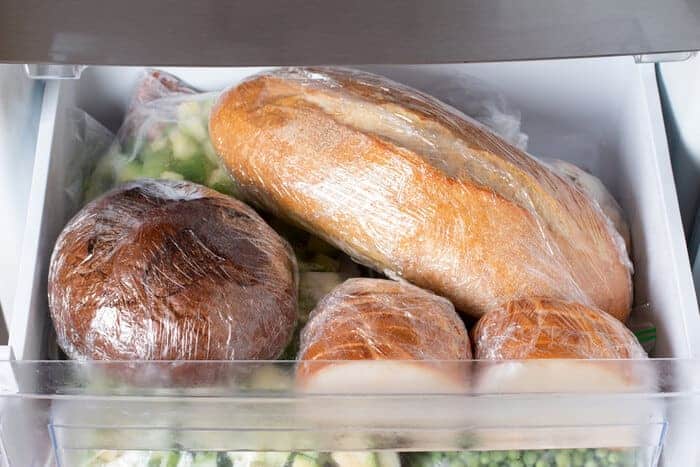 Panzas almacenadas en el refrigerador.