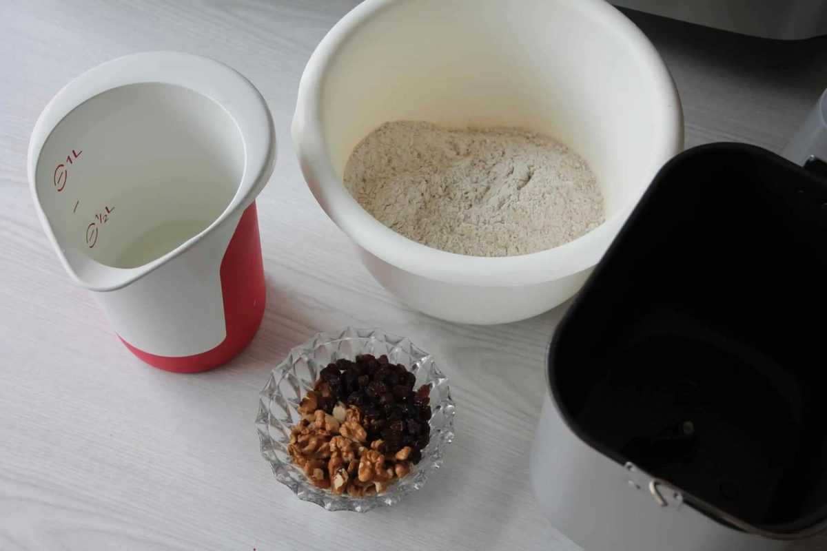 Mezcla para hornear: El objetivo es hacer pequeñas hogazas de pan a partir de 250 gramos de harina y 175 gramos de agua.