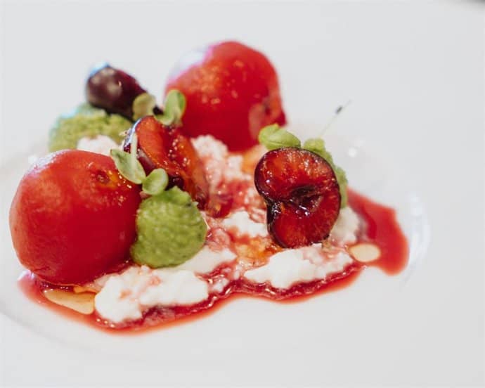 Cinco propuestas gourmet con Cereza del Jerte que te harán sentir como en un restaurante con estrella Michelín